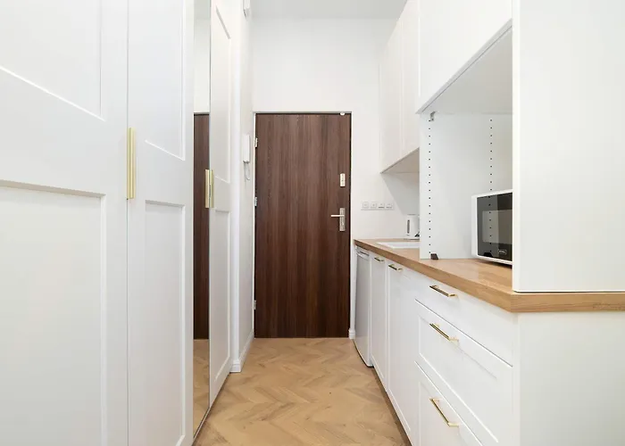 شقة Bright Wierzbiecice Near Mtp By Renters *