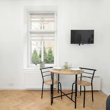 Bright Wierzbięcice Near Mtp By Renters Apartament