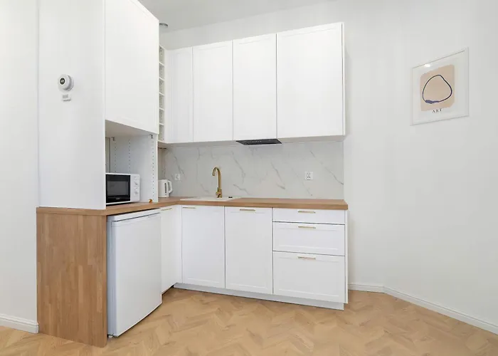 Bright Wierzbiecice Near Mtp By Renters * Poznań